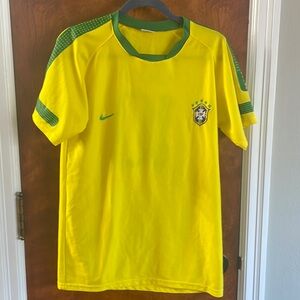Kaka’ vintage Brazil jersey. Nike. Medium